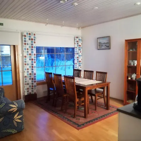 Holiday home Aarni Luosto